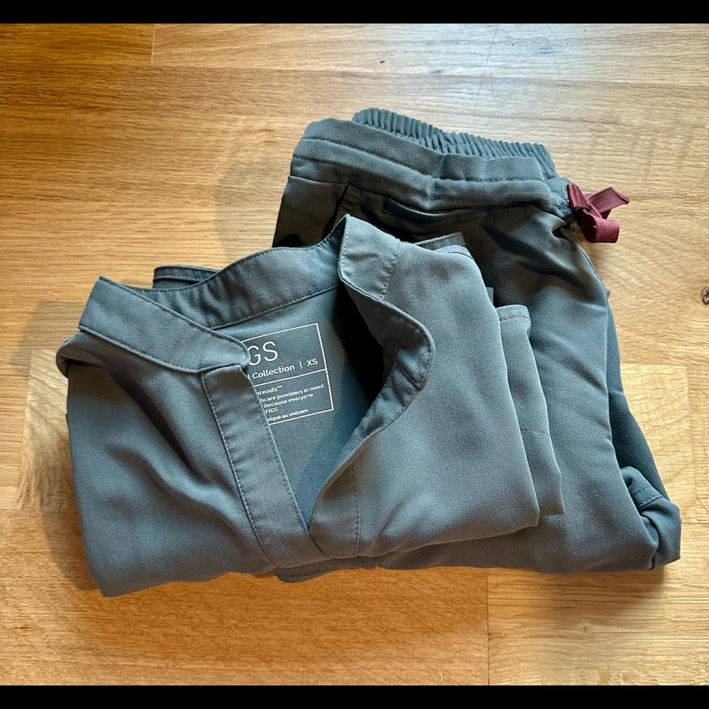 Figs Women's Scrub Top and Jogger Set in Olive Green with Burgundy Drawstring